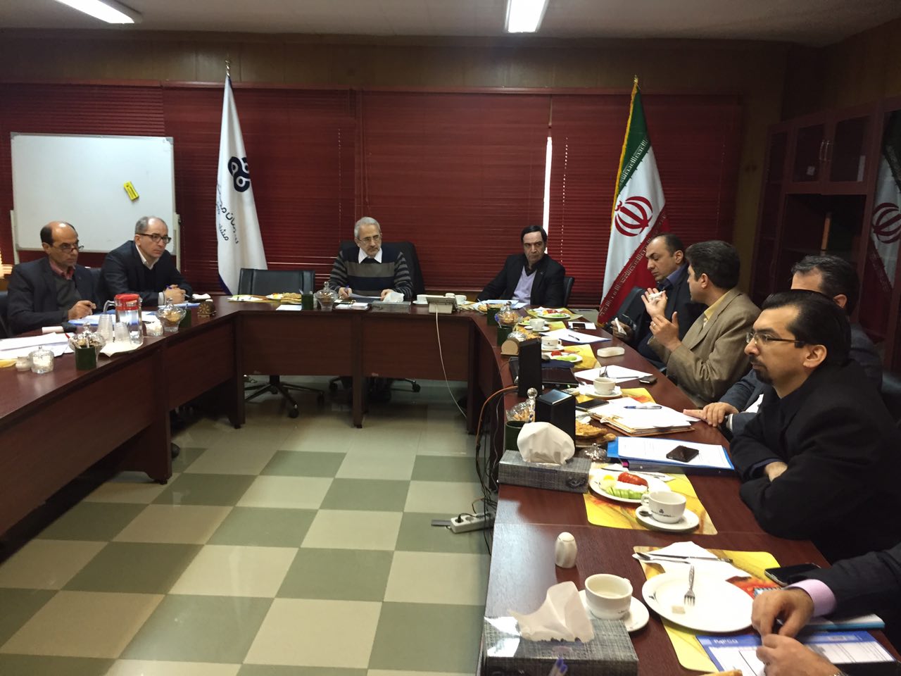 photo358760276548495896