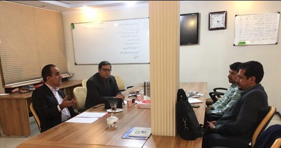 photo358760276548496892