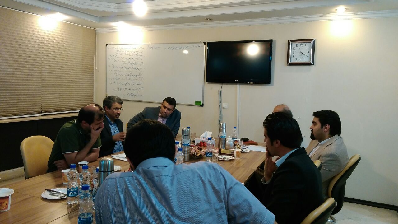 photo460915090136344918