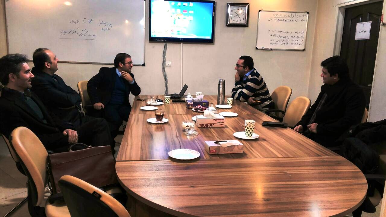 photo460915090136345523